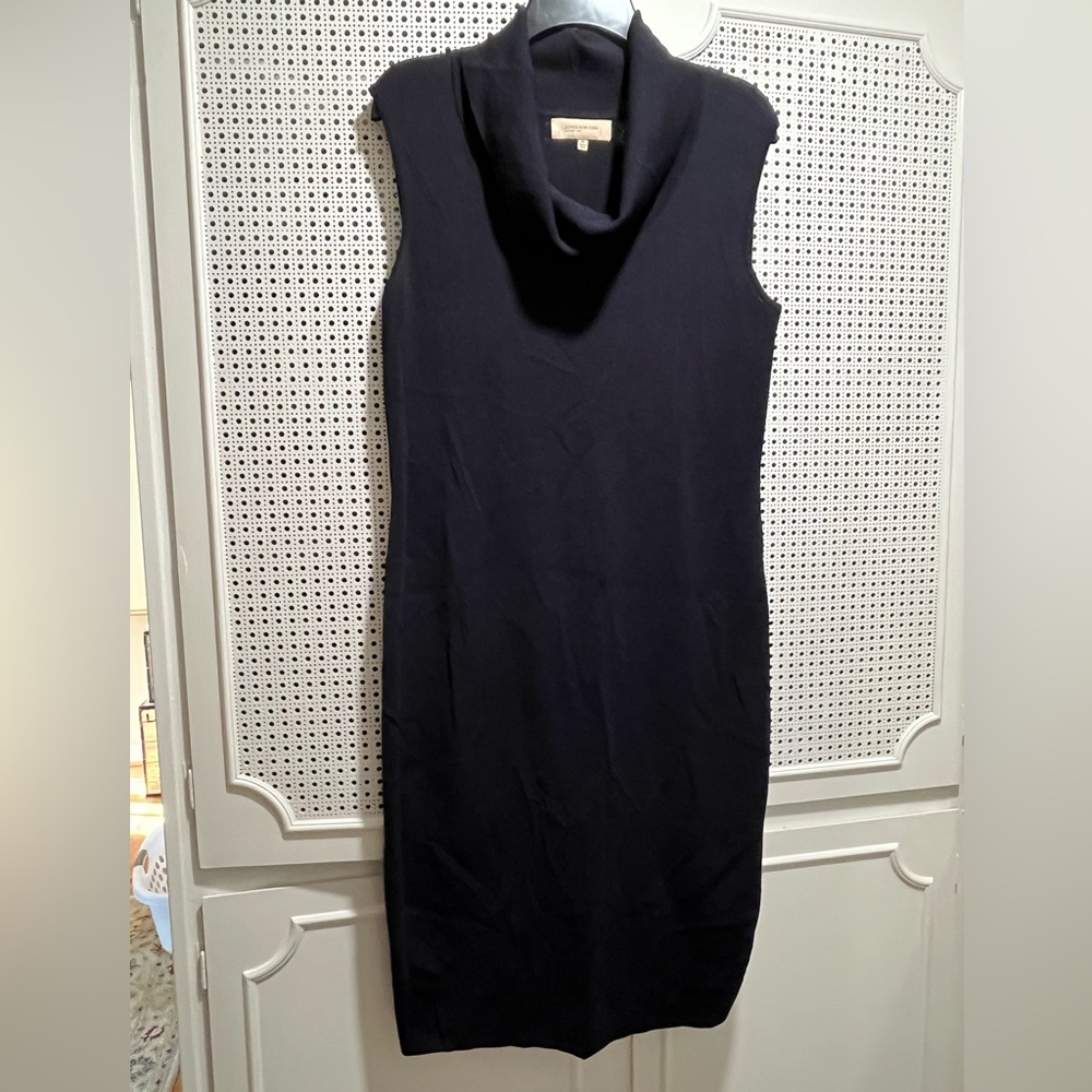 John NewYork knit. Elegant Navy Sleeveless Dress
